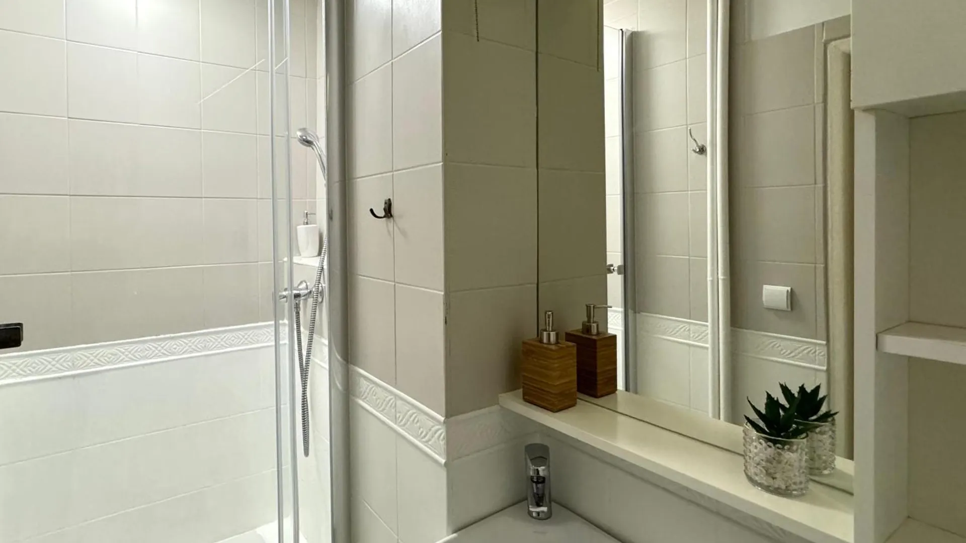 K22 Centrum Bagno Warsaw 0*,
